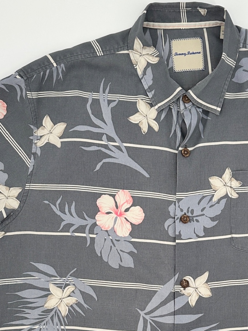 Tommy Bahama Silk Camp Shirt XL Gray Tropical Hibiscus Print Hawaiian Shirt XLT